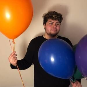 Meet your Posher, Alex